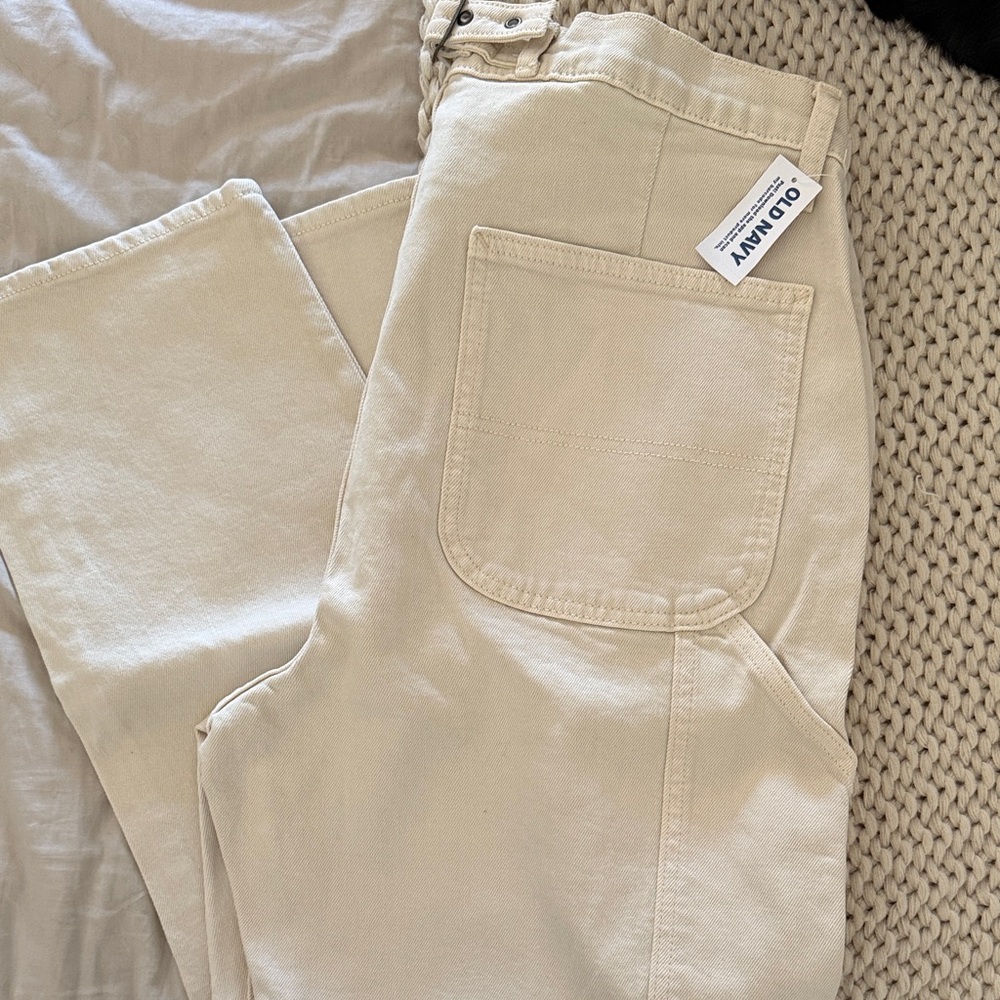 Old Navy Cream Sky-Hi Straight Pants